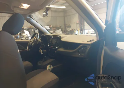 2017 Ram Promaster City Tradesman z USA, uszkodzony, nr VIN ZFBERFAB5H6G97081